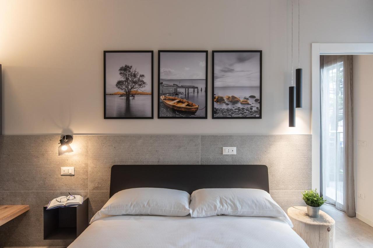 Sei Garda Apartments Peschiera del Garda Luaran gambar