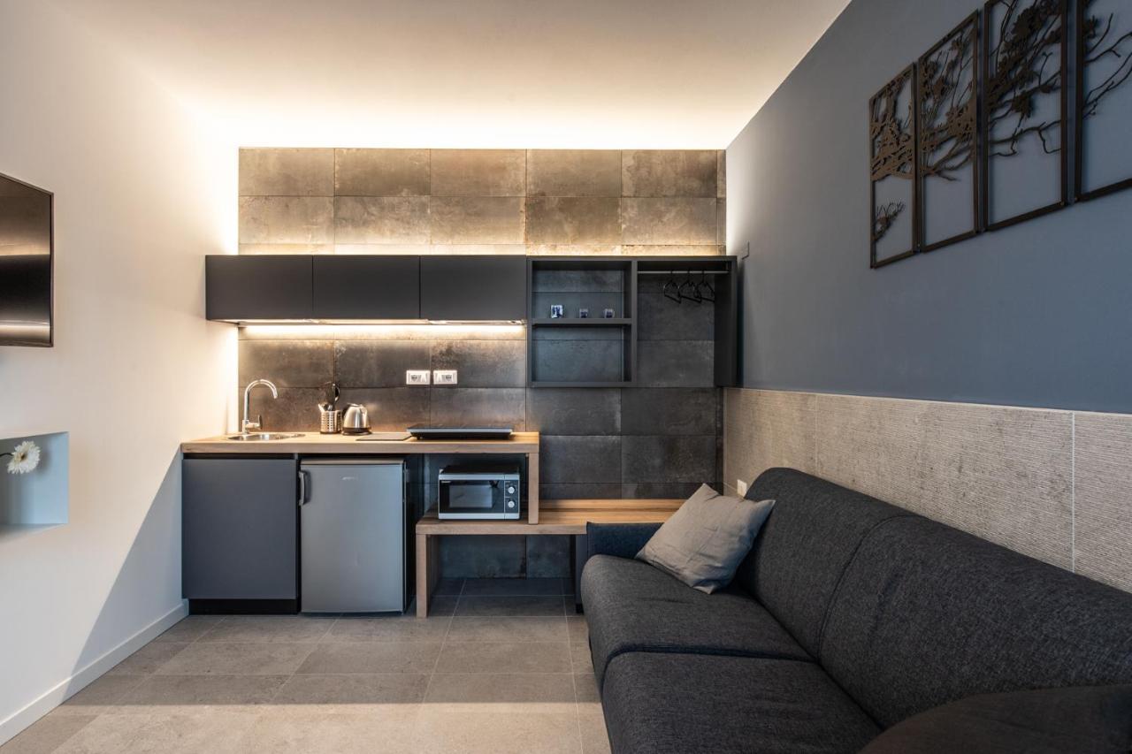 Sei Garda Apartments Peschiera del Garda Luaran gambar
