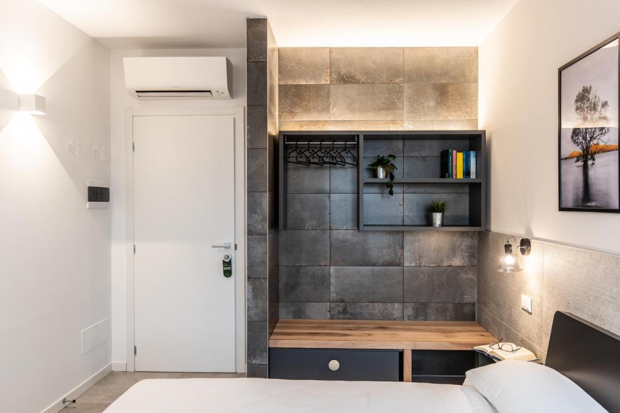Sei Garda Apartments Peschiera del Garda Luaran gambar