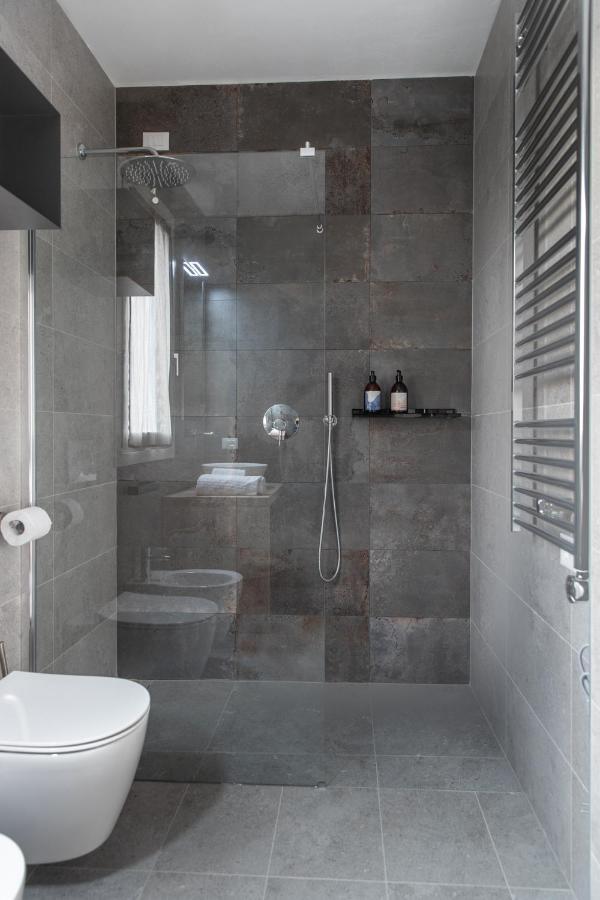 Sei Garda Apartments Peschiera del Garda Luaran gambar