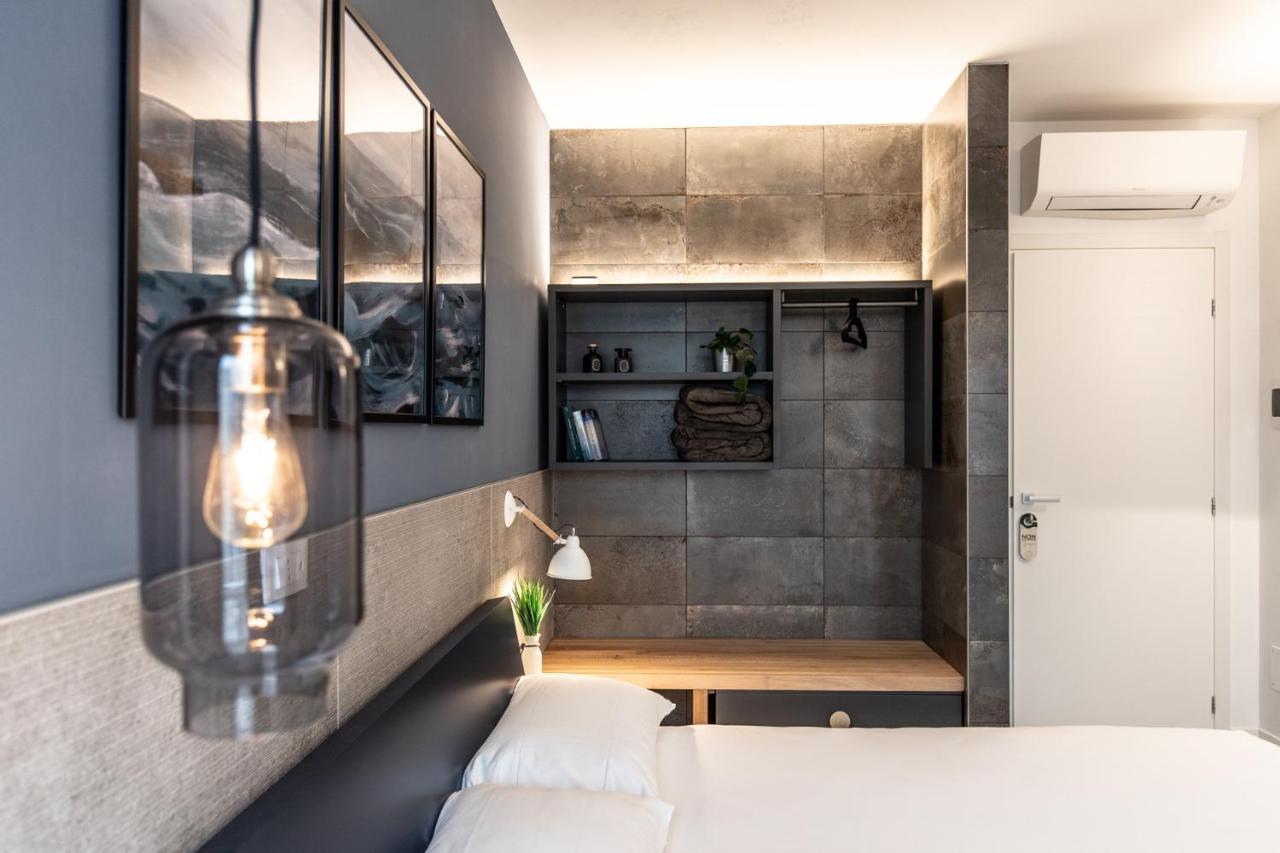 Sei Garda Apartments Peschiera del Garda Luaran gambar